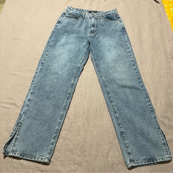 PrettyLittleThing Light Blue Relaxed Wide Leg Jeans High Rise Size 8 90s Mom - Picture 2 of 7